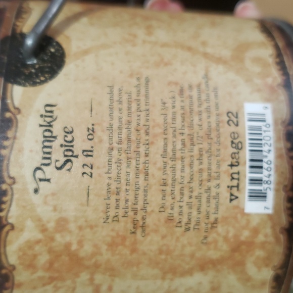 McCall's Candles Pumpkin Spice - Picture 6 of 7